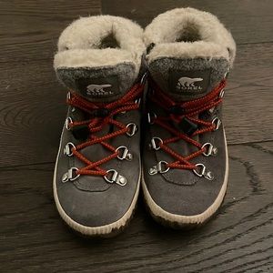 Sorel boots unisex